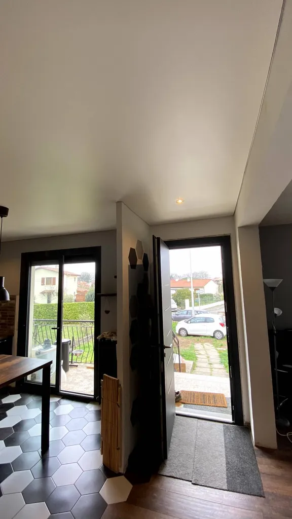 Comment rattraper un plafond après démolition d'une cloison ? Plafonds Tendus Occitans Venerque
