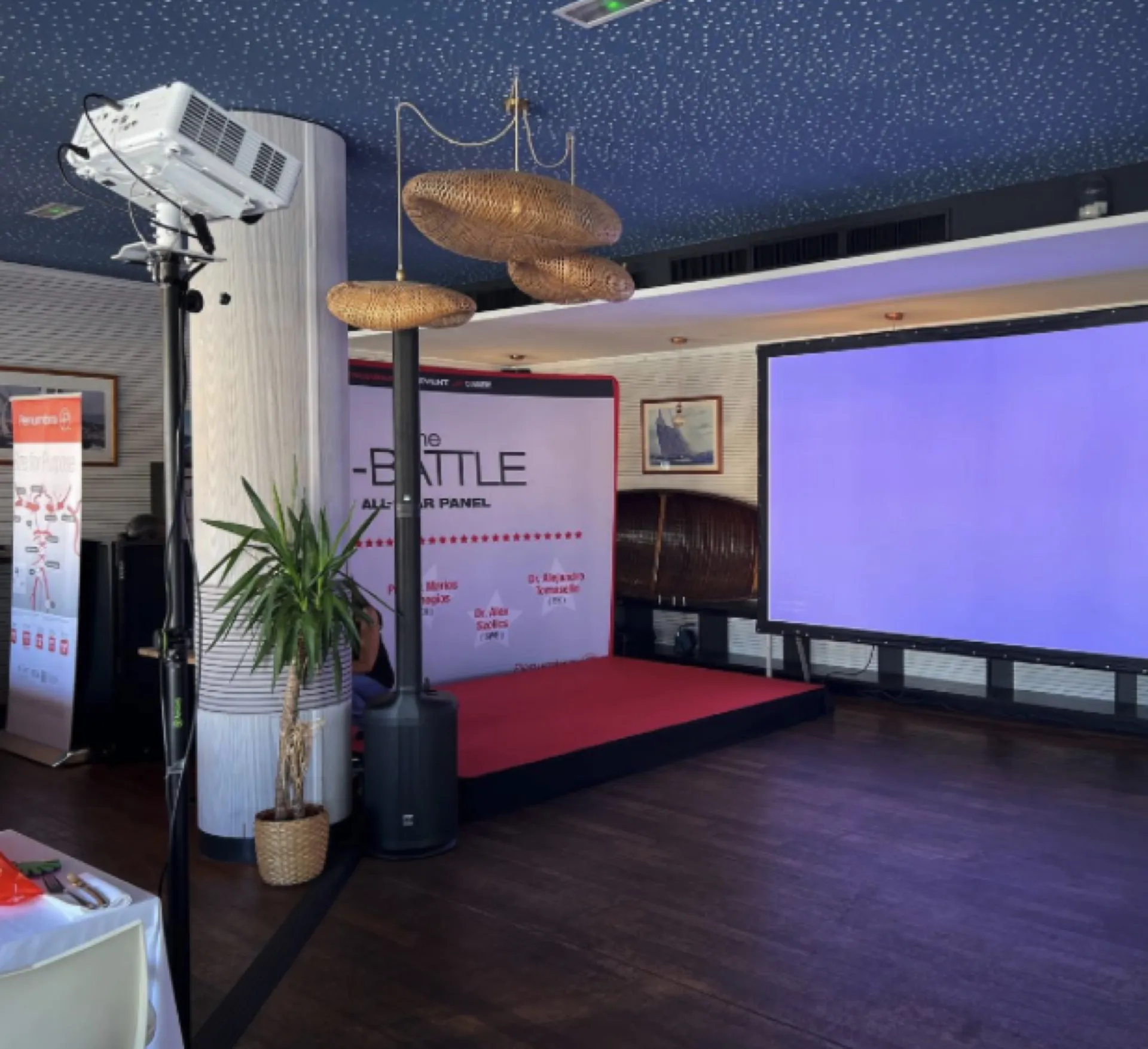 Pieds Gravity et support pour videoprojecteur