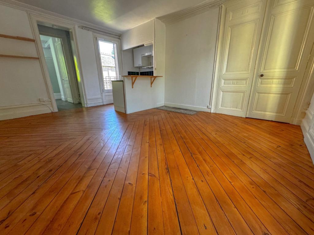 À vendre, appartement  de charme T2 Rouen gare 76000.