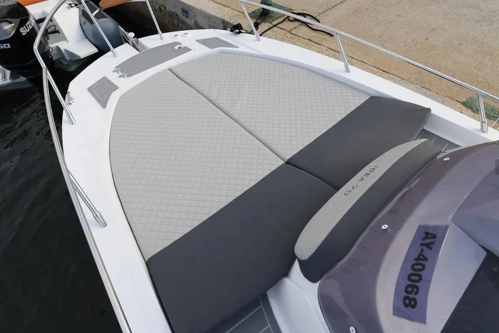 Vend bateau habitable neuf Idea 60 WA 7 places La Martinique