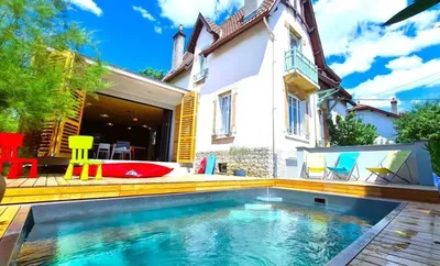 Conception d'une mini piscine en inox de 2,5x4m avec système de nage à contre courant à Dijon (21)