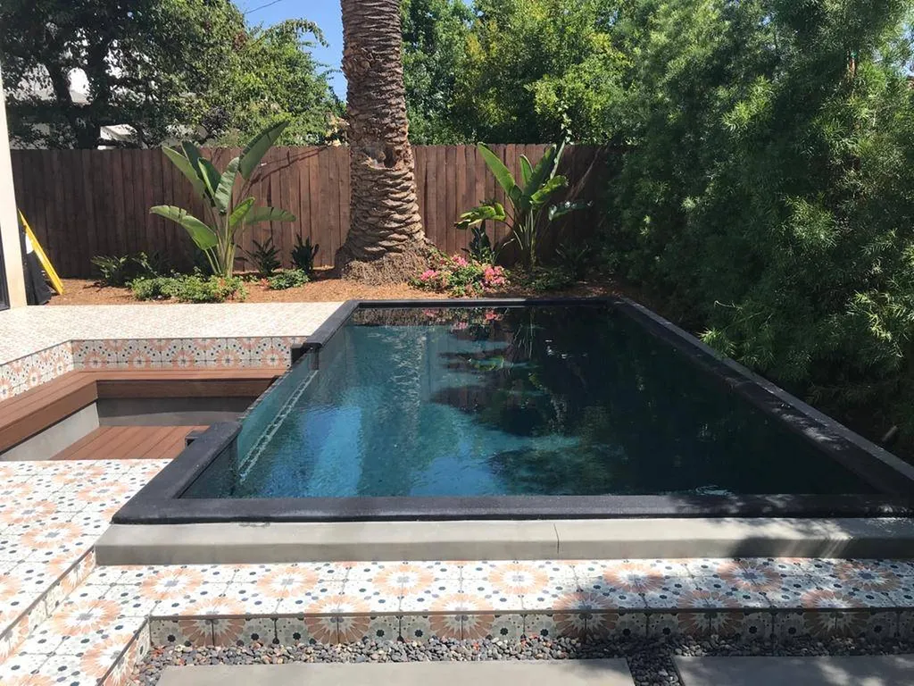 BETON CIRE  POUR L'EMISSION AMERICAINE TOTAL RENOVATION A LOS ANGELES