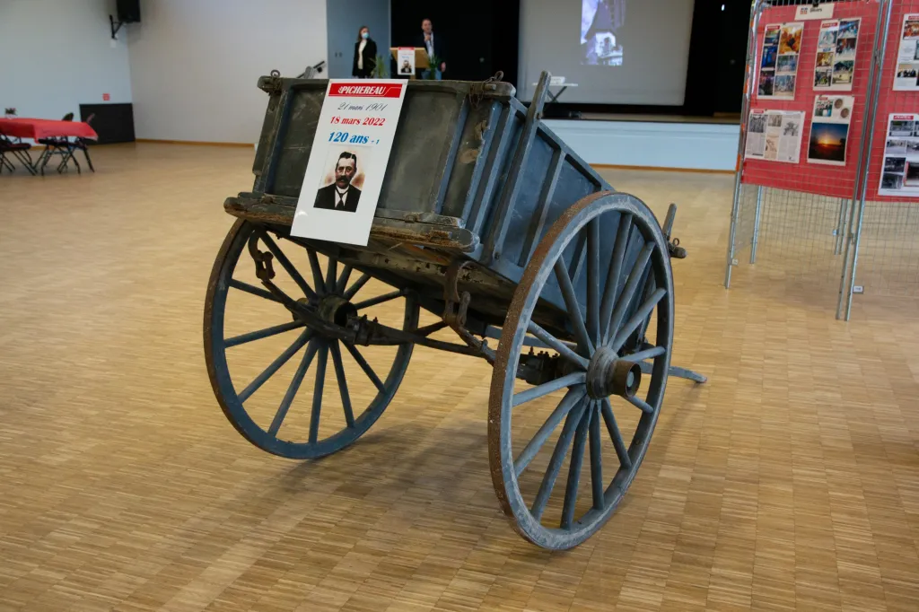 La charrette de la 1ère génération Ets Pichereau