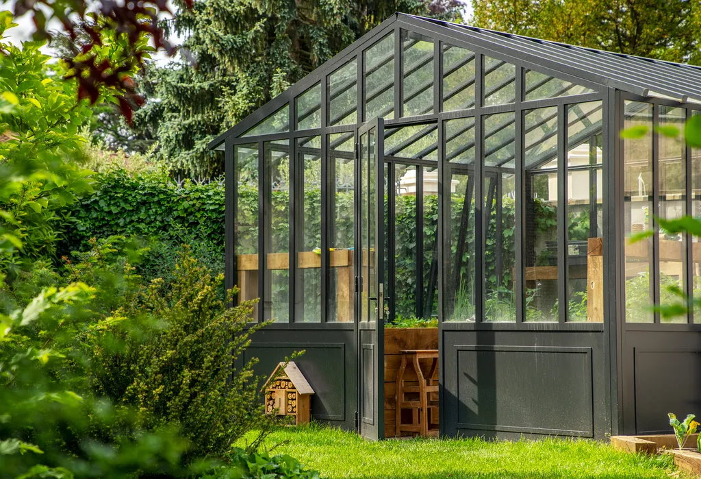 Aménagement paysager complet avec arrosage automatique intelligent et gazon de plaquage à Caluire-et-Cuire (69300)