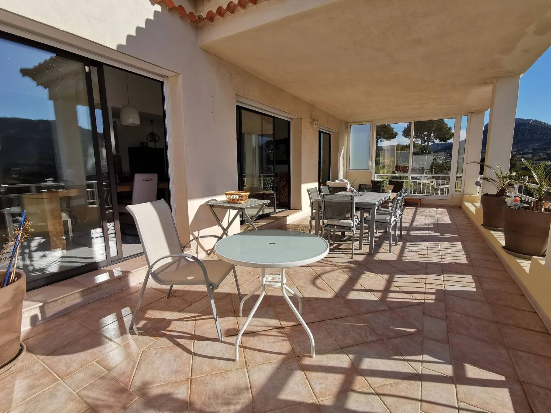 A vendre maison familiale Cassis bénéficiant d'une vue mer et Cap Canaille