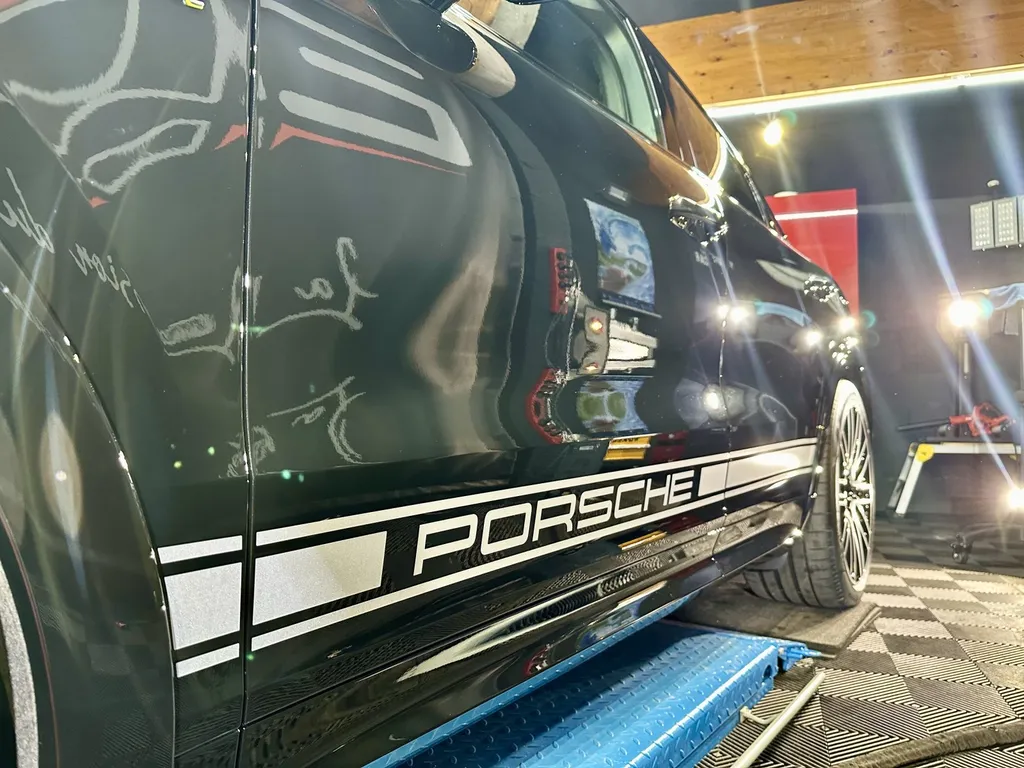 DETAILING auto protection carosserie traitement céramique lyon Porsche Cayenne 