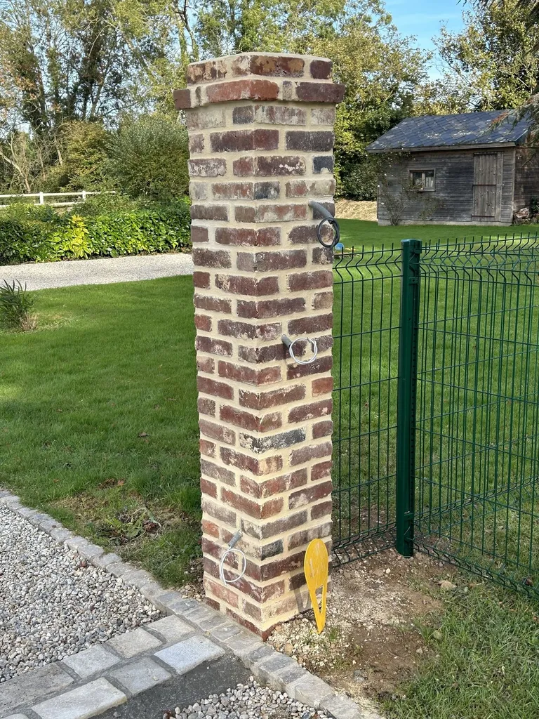 Installation de Murets en Maconnerie, Piliers de Portails en Briques et Soubassements en Béton au Havre et sa région ou agglomération en Seine-Maritime 76