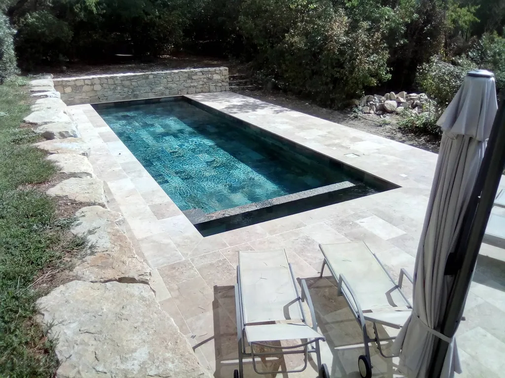 DALLAGES EXTERIEURS TRAVERTIN BEIGE 1ER CHOIX MIX 61 X 40.6 X 3CM 