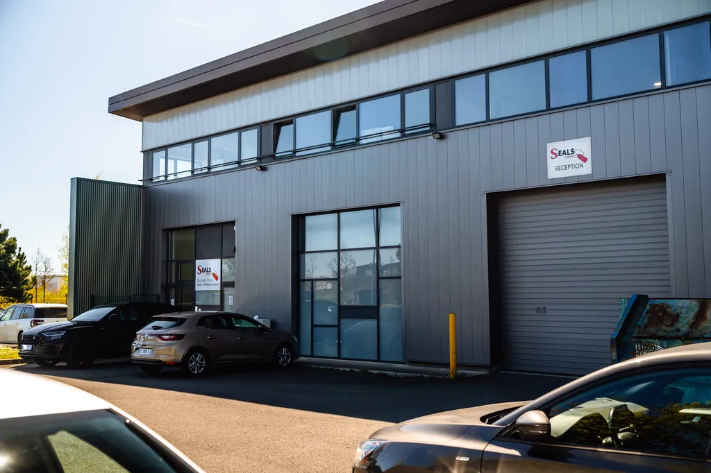 Seals Company distribue et commercialise une gamme complète de scellés de sécurité et de plombs dans divers domaines d’activités