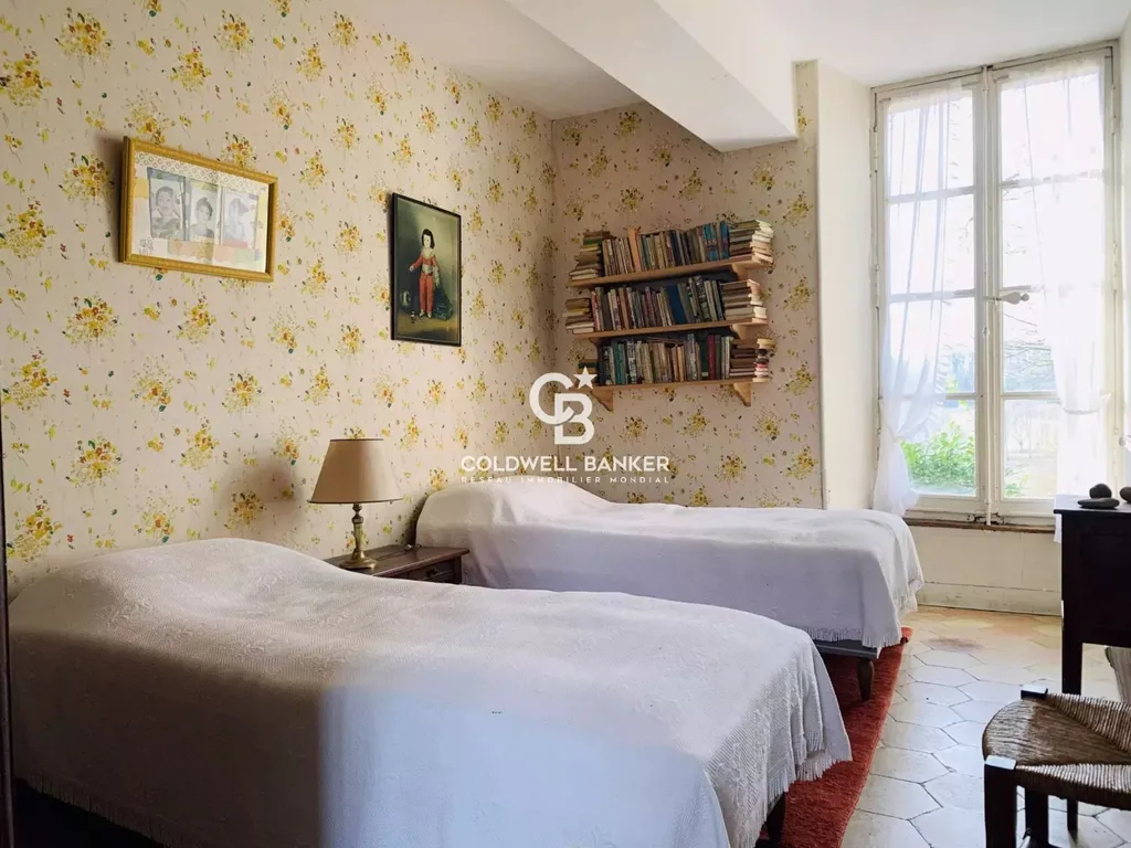 maison de campagne avec 8 chambres pour une vie de famille en sarthe