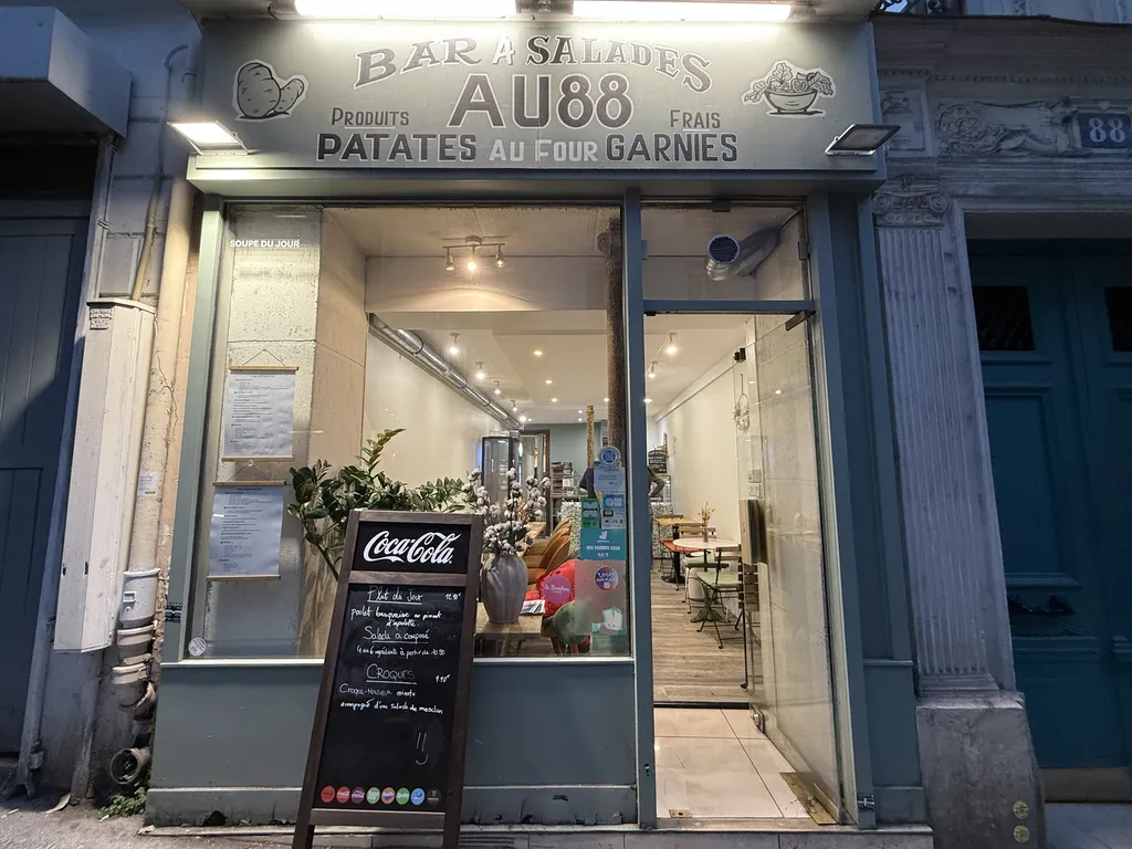 Cession de bail - Boutique 40 m², Saint-Georges, Rue Blanche 75009 PARIS