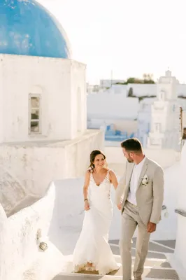 Pure Elegance in Paradise: A Chic Santorini Wedding with Sunset Views and Timeless Beauty on Caldera, Greece