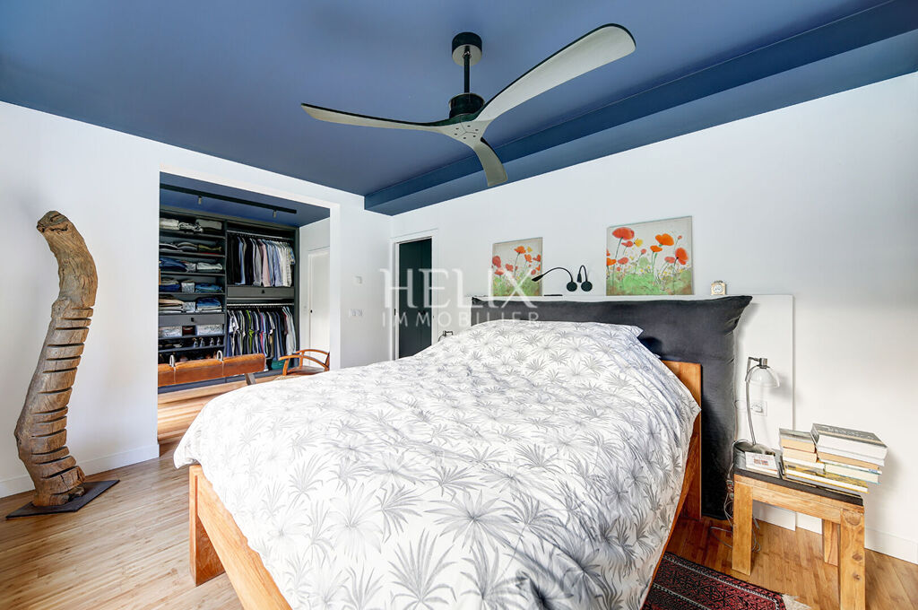 Maison Le Vésinet 10 pièces 261 M2 avec un beau parc paysager