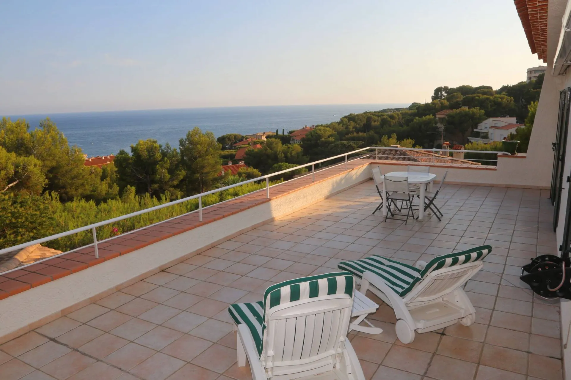 Terrasse villa prestige a vendre cassis