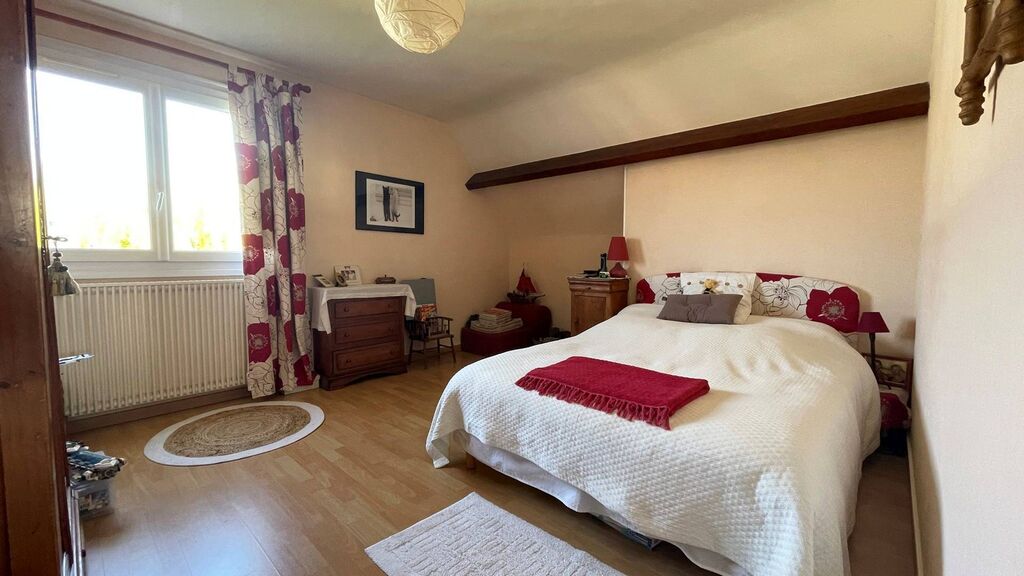 À vendre : Maison individuelle avec sous-sol total à Dieppe : De nombreux rangements et un fort potentiel d’aménagement.