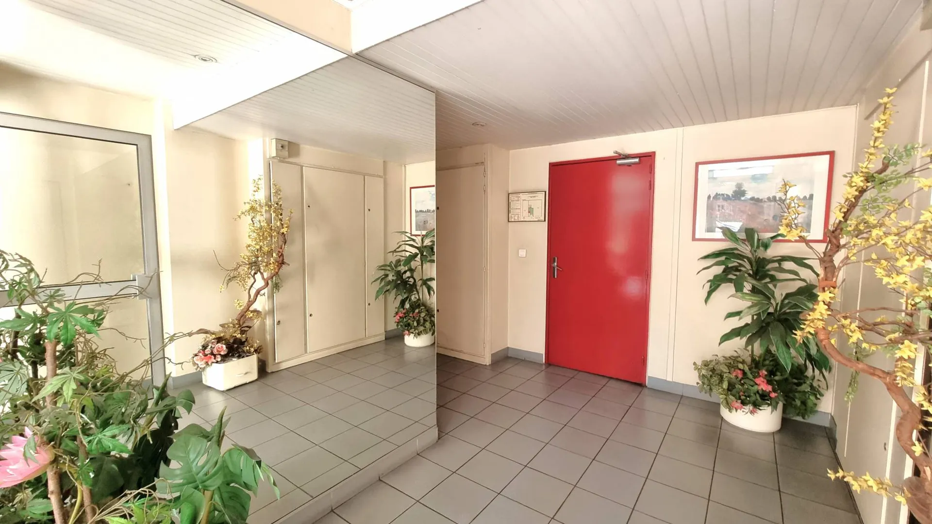 A vendre bel appartement T3 de 73 m² loué, avec vue dégagée – Centre-ville de Dieppe 76200