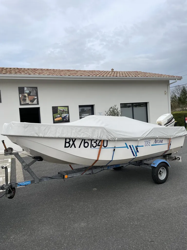 Création d’une bâche d’hivernage pour bateaux proche de Bordeaux 