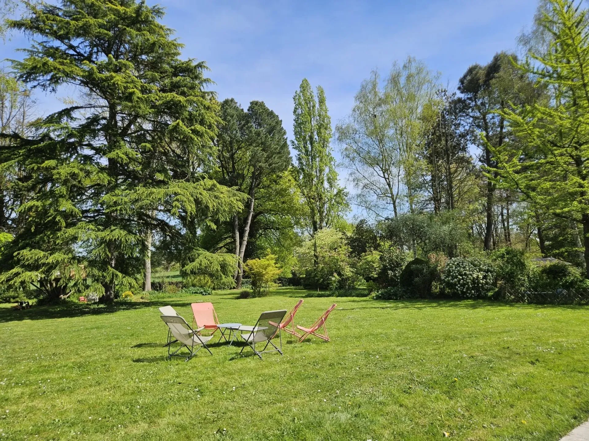 maison de campagne avec poutres à vendre en sarthe à moins de 10 km du mans