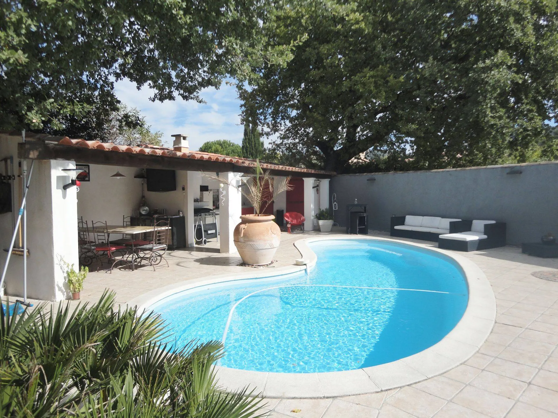 MAISON A VENDRE Roquefort La Bédoule T4 avec studio indépendant 