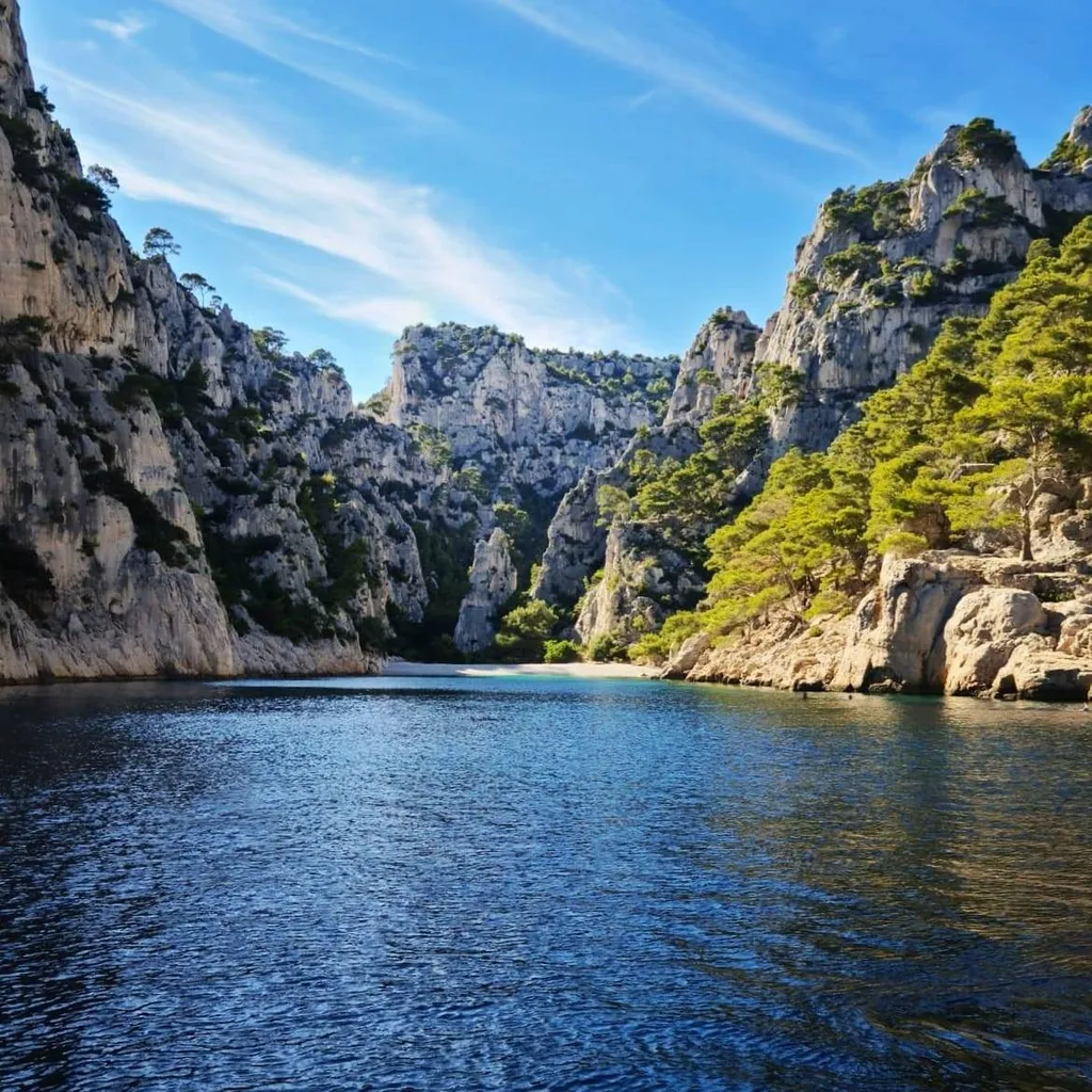 Visite de la Calanque d’En Vau en bateau avec l'Eden Boat au départ de Cassis 