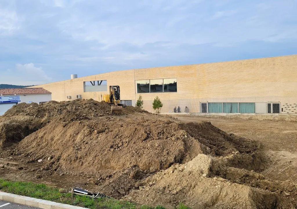 Nous débutons la construction d'une office Notariale à La Fare les Oliviers dans les Bouches du Rhône
