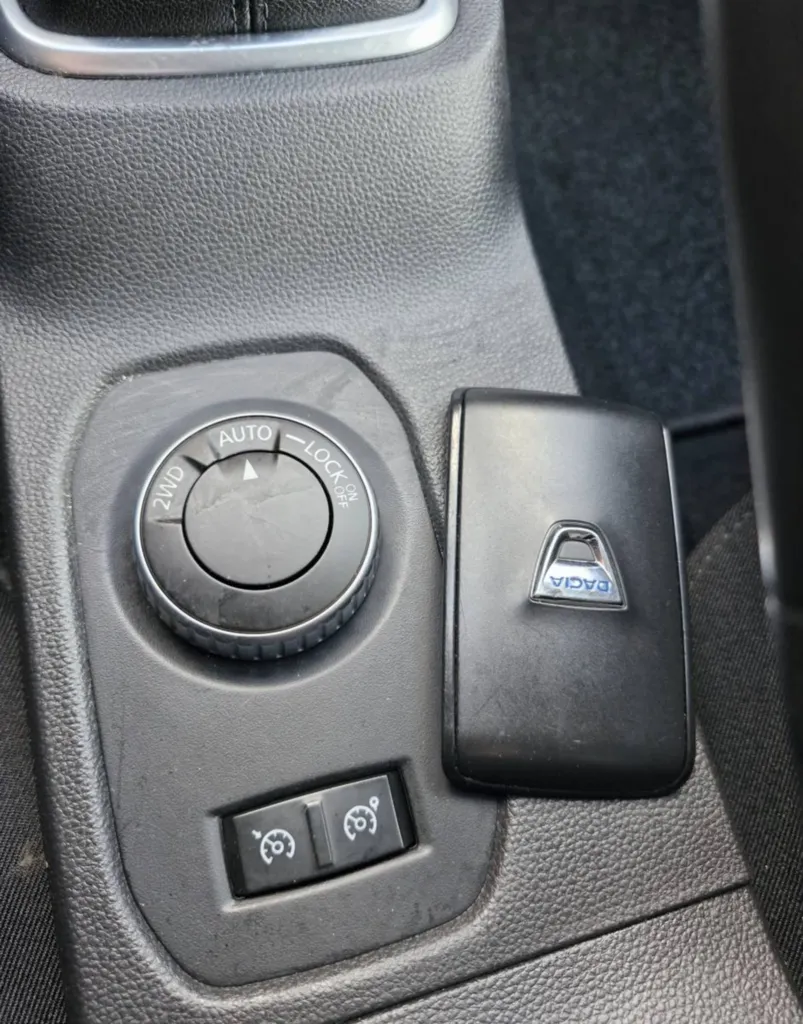 DACIA DUSTER OCCASION PRESTIGE BLUE DCI 115 4X4 OCCASION PRES DE TOULOUSE EN OCCITANIE A PLAISANCE DU TOUCH