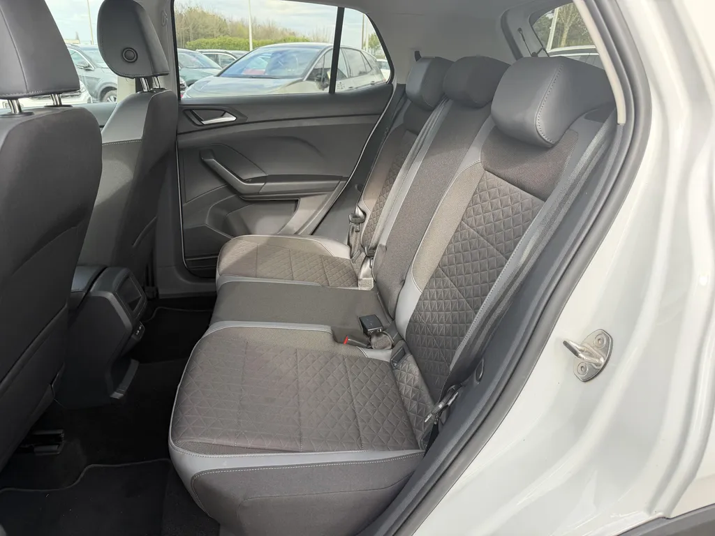 Volkswagen T-Cross d’occasion Style à La Frénaye : SUV essence révisé et garanti proche de Le Havre