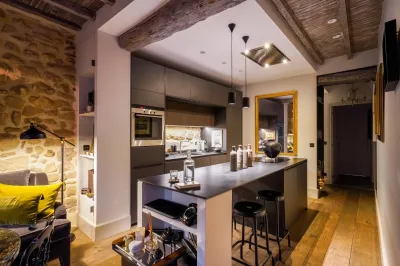 Cherche Photographe professionnel pour shooting photo d'un appartement rénové à Saint germain en laye proche de Le Pecq 78