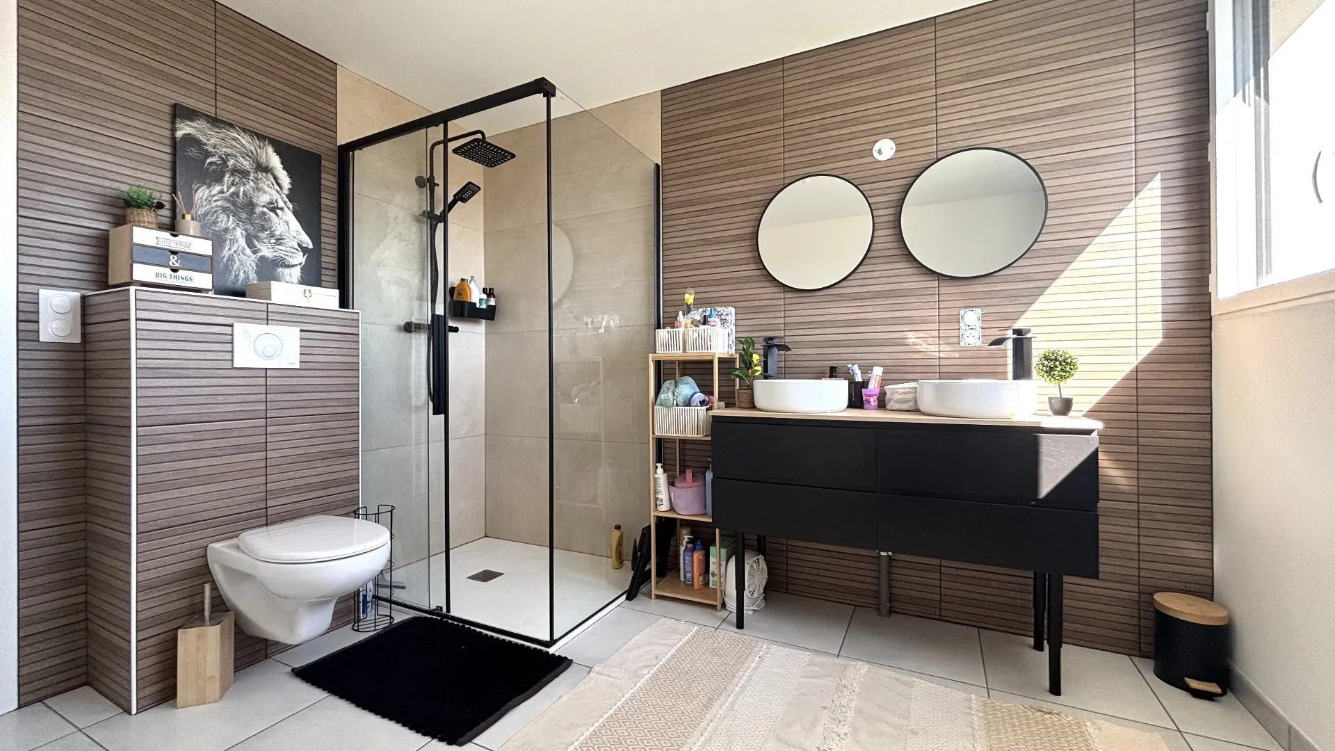 Maison contemporaine de 130m², avec 5 chambres, située à Eu (76260) proches des écoles et commerces, Normandie.