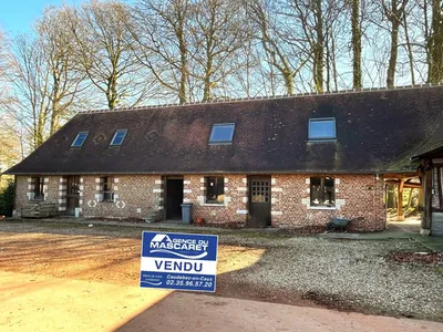 Exclusivité ! A vendre bâtiment à rénover - Axe Caudebec-en-Caux / Yvetot - Charme et authenticité