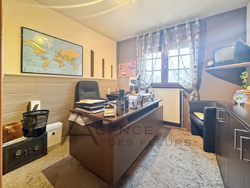 A vendre pavillon de 115 m² habitables édifiée sur 648 m² de terrain sur la commune de SAINT AUBIN LES ELBEUF 76410