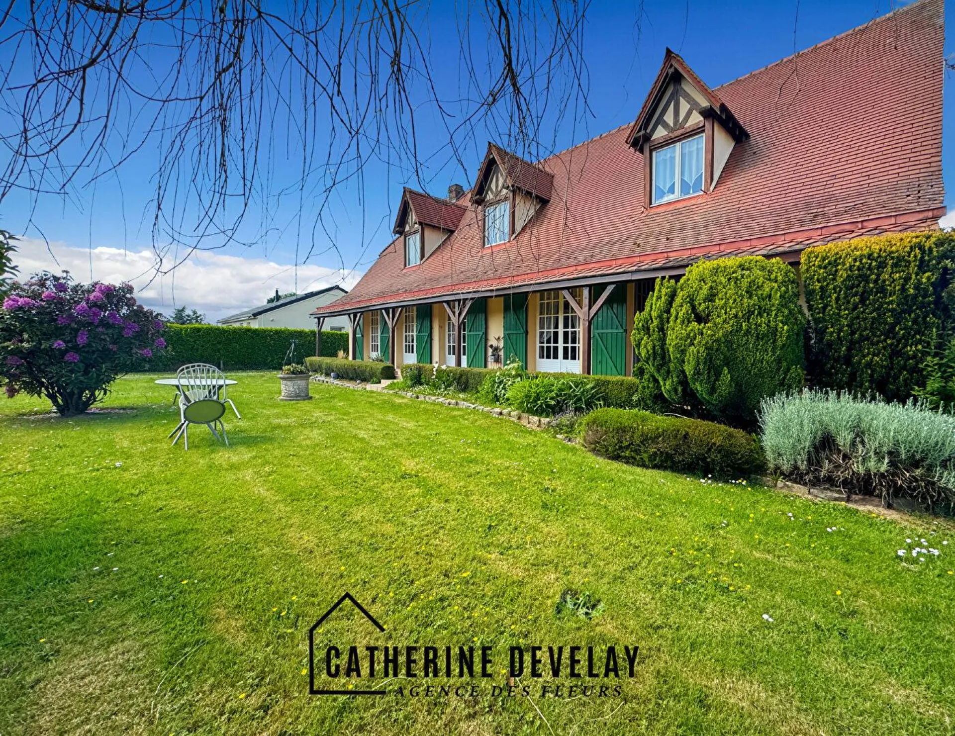 A acheter, maison de 164 m² édifiée sur 1200 m² de terrain sur la commune de SAINT PIERRE DU BOSGUERARD 27370