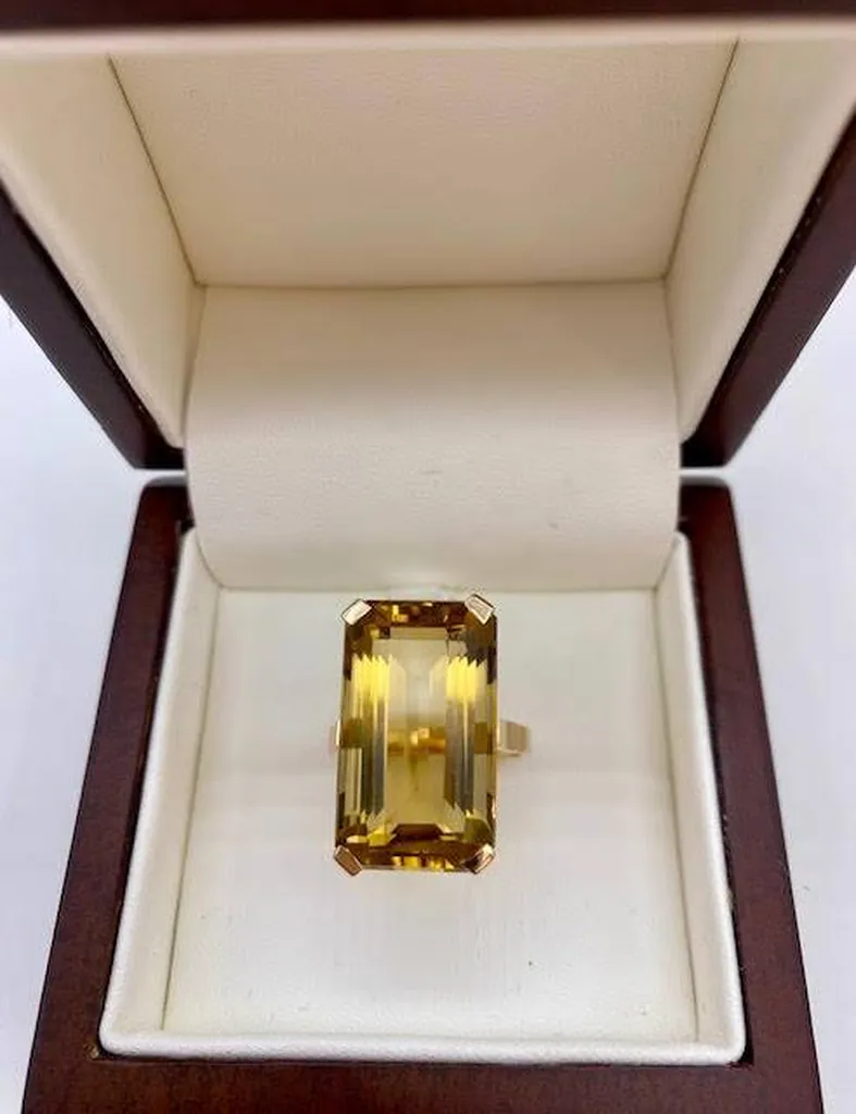 La Citrine : Un Rayon de Soleil dans Votre Collection de Bijoux chez Or Ligne à La Teste de Buch en Gironde