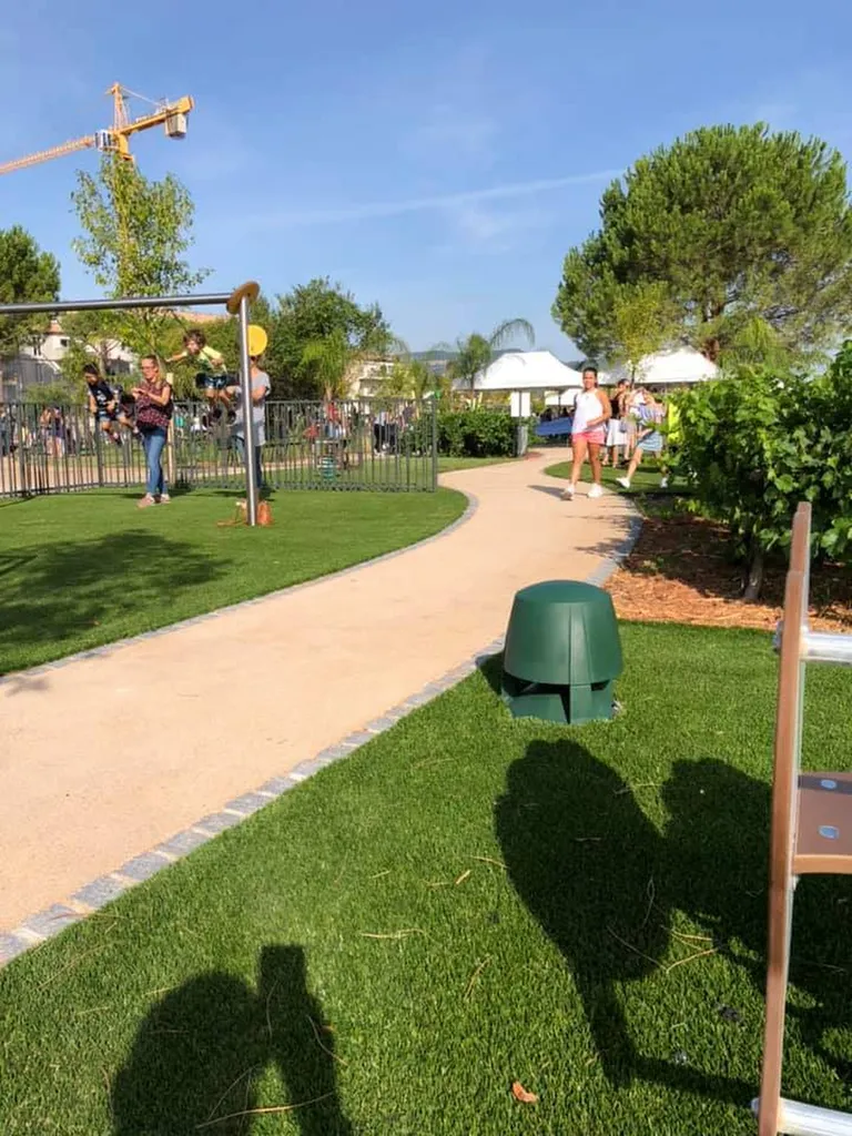 PARC DU BÉAL A LA CRAU