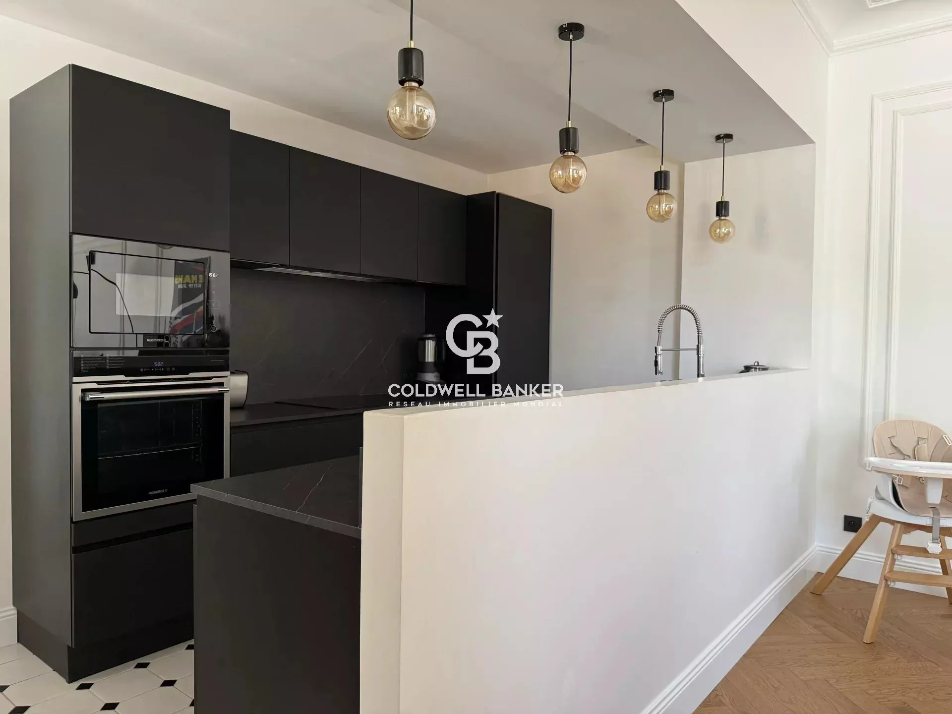 maison avec dépendance aménageable et accès direct à la Sarthe proche Le Mans