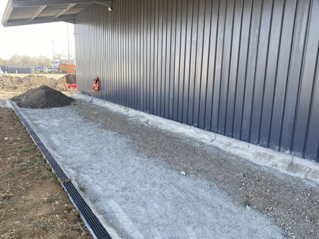 préparation et terrassement pour future dalle en béton à Gersteim, près de Strasbourg CLK 