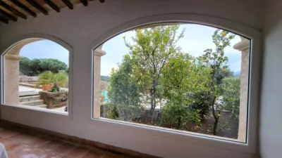 Fenêtres bois chêne massif avec vitrage feuilleté anti-effraction à Fayence