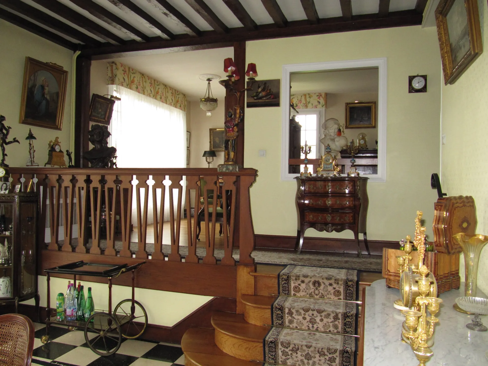 Grand séjour avec cheminée