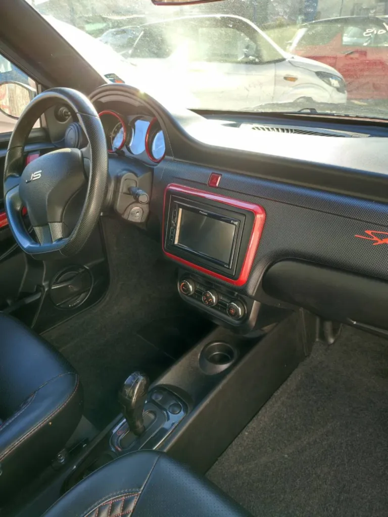 interieur JS50 Ligier ultimate dci occasion hyeres var 83