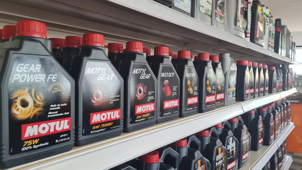 Achetez vos fluides de transmission et huiles de boîte automatique ou manuelle au meilleur prix régional occitanien