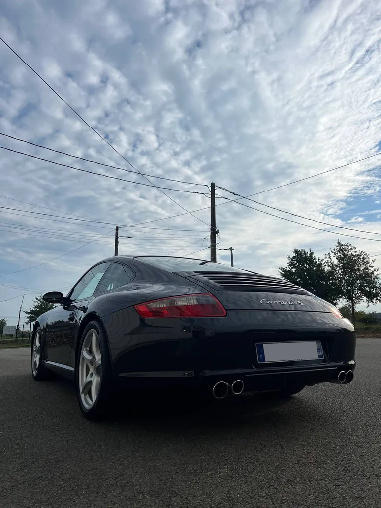 Traitement céramique sur une Porsche 997 Carrera S - Le Mans.