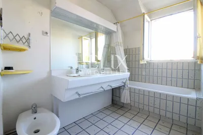 Maison Fourqueux 6 pièce et de 121 m2 sur terrain paysager et arboré de 430 m²