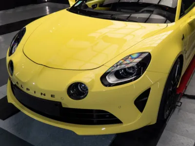 Protection céramique pour une Alpine A110 livrée dans le centre Alpine de Rennes en Ille-et-Vilaine
