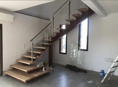 escalier limon bois exotique