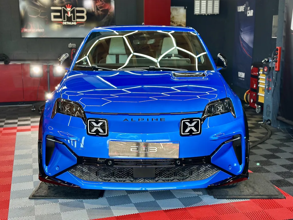 centre de soins esthétiques automobile lyon spacialiste Alpine A290 proche Dardilly 