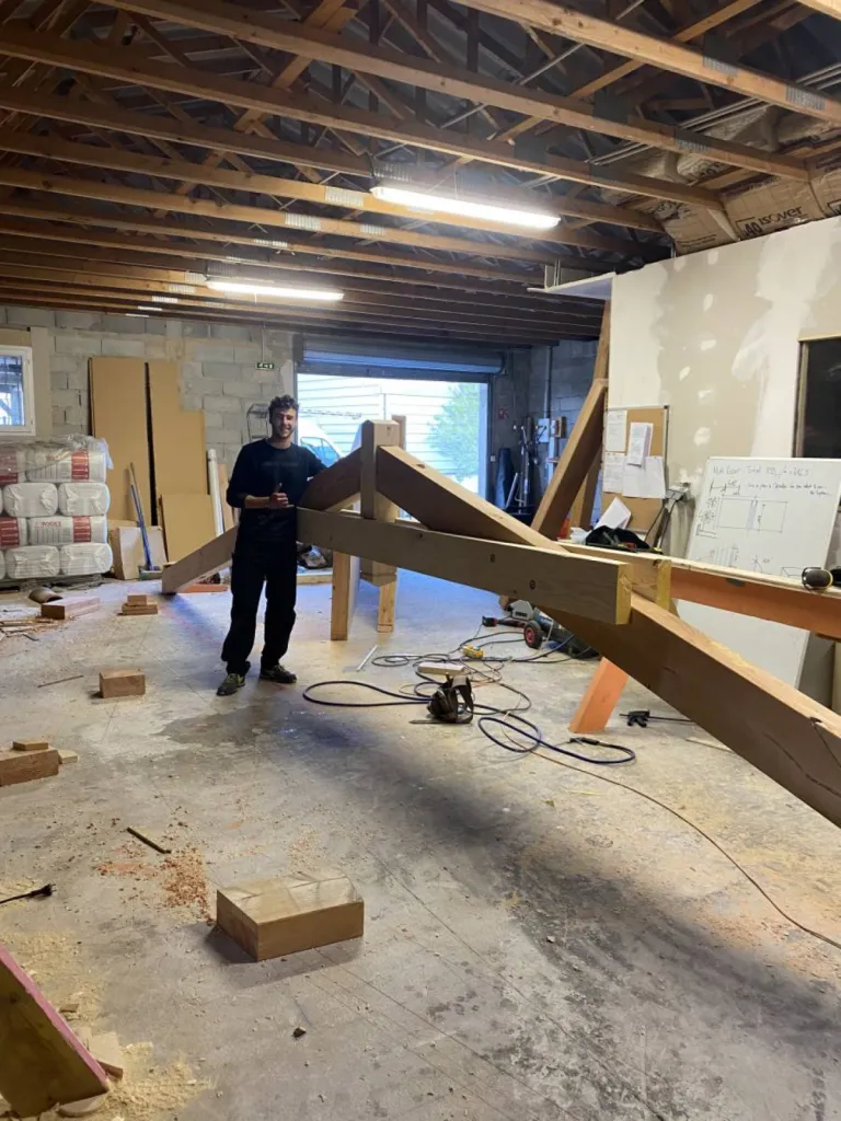 Entreprise pour la surélévation ossature bois charpente traditionnelle secteur Toulon ouest