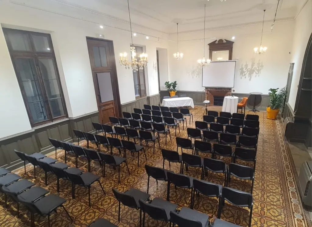 location salle de conférence draguignan var