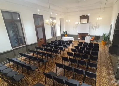 location salle de conférence draguignan var