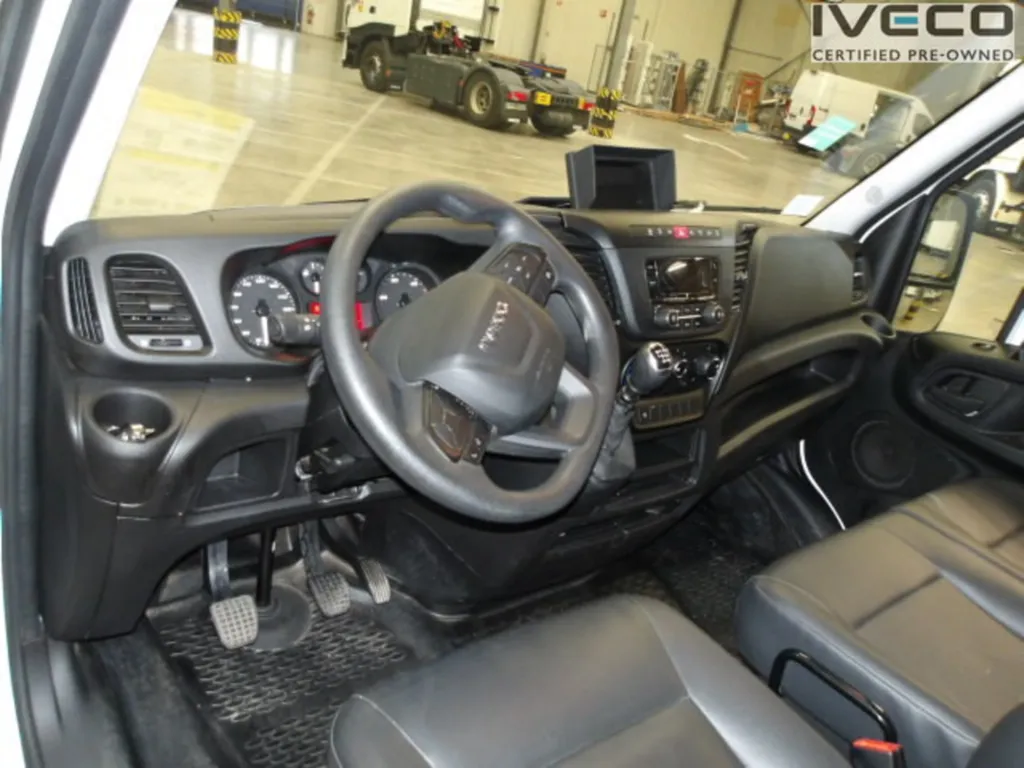 VENTE IVECO DAILY BENNE ET COFFRE 3.0L 160 CV