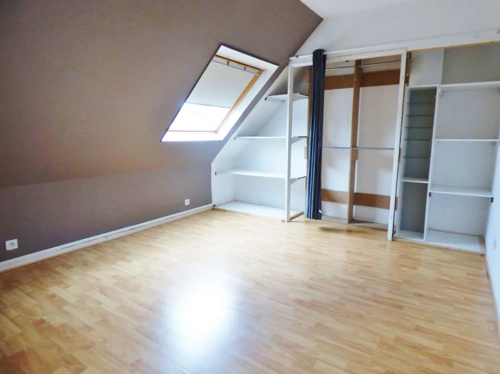A vendre maison 3 chambres avec jardin proche écoles proche st aubin lès elbeuf 76